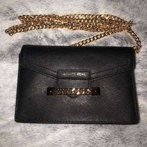 Micheal kors shoulder bag/ clutch/ wristlet